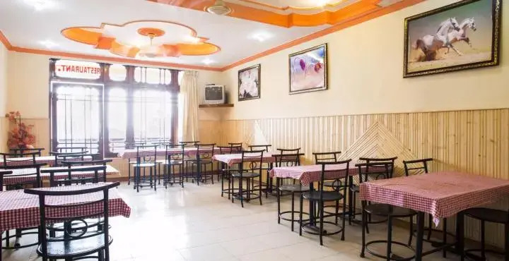 Дармсала: Vikrant Hotel & Restaurant