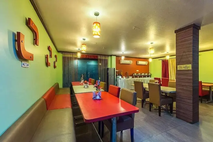 Гувахати: Hotel Aarian Aatithya