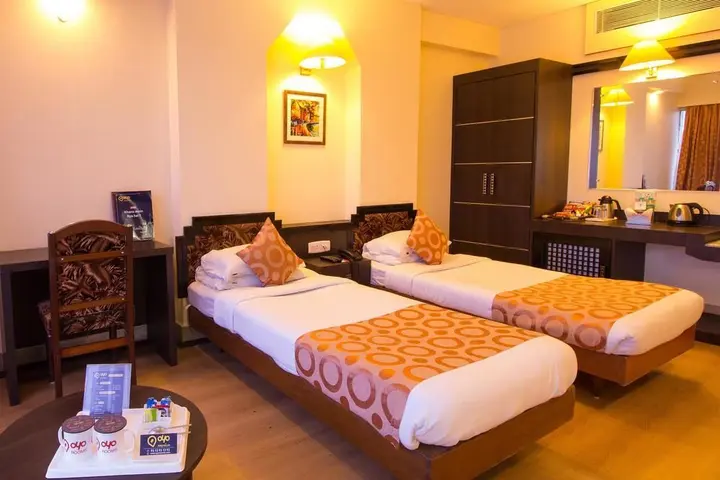 Гувахати: Hotel Aarian Aatithya