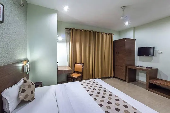 Гувахати: Hotel Aarian Aatithya