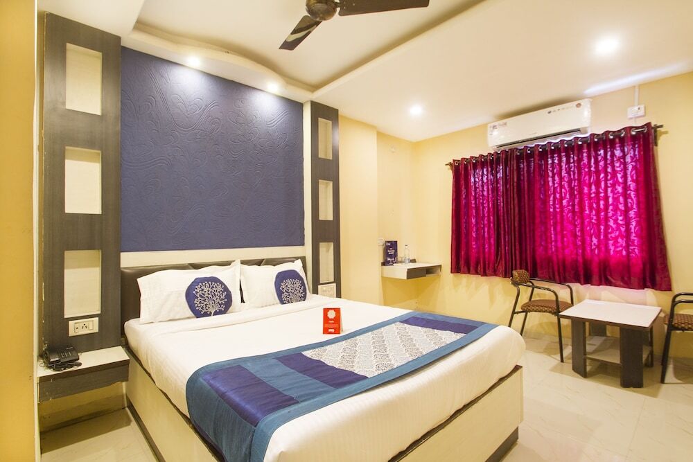 Секундерабад: Aditya Deluxe Hotel