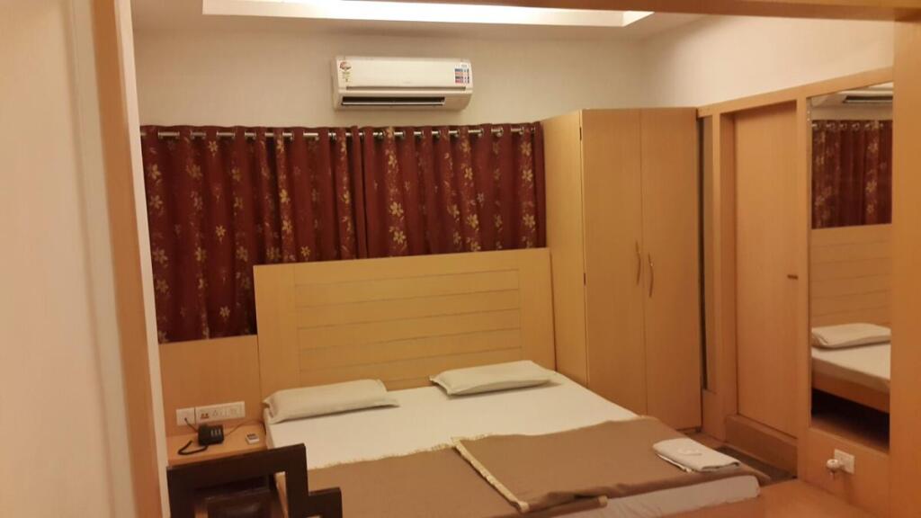 carousel image 3