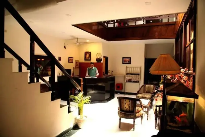 Чандигарх: OYO 3987 Hotel Multitech