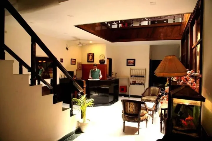 Чандигарх: OYO 3987 Hotel Multitech