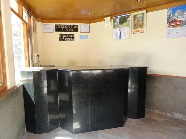 Манали: Chandermukhi Cottages