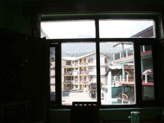 Манали: The Byke Neelkanth Hotel