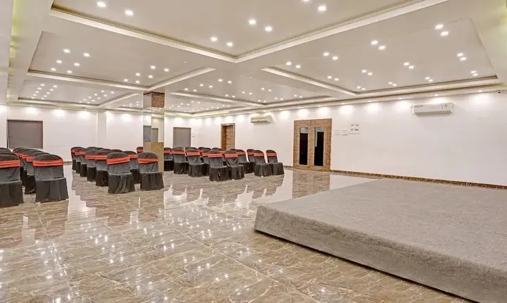 Аурангабад: Treebo Varsha Palace