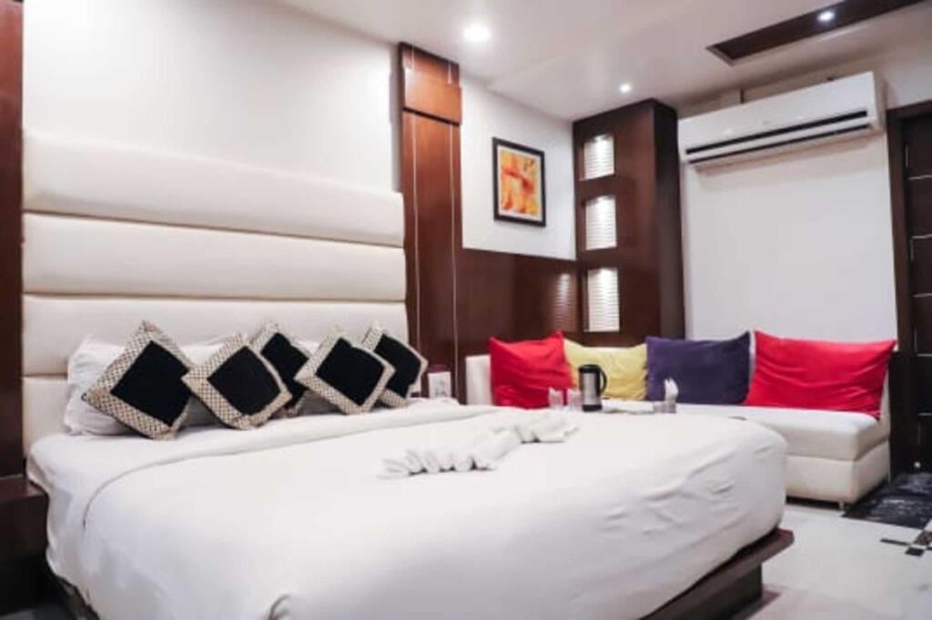 Бедагхат: Hotel Vijan Palace Jabalpur