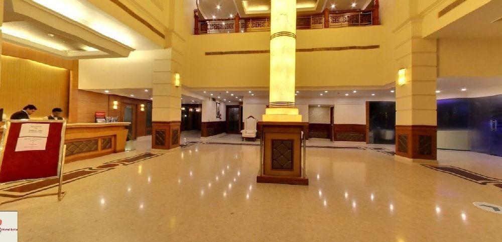 Патьяла: Eqbal Inn