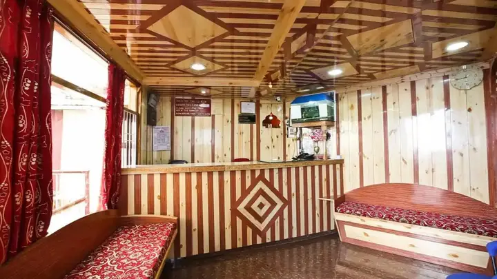 carousel image 4