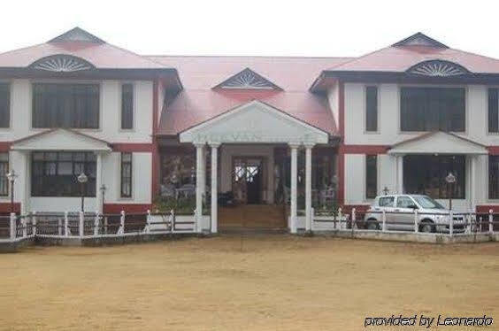 Шринагар: Fortune Resort Heevan