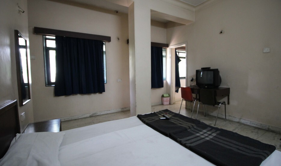 Пуна: Hotel Kamlesh