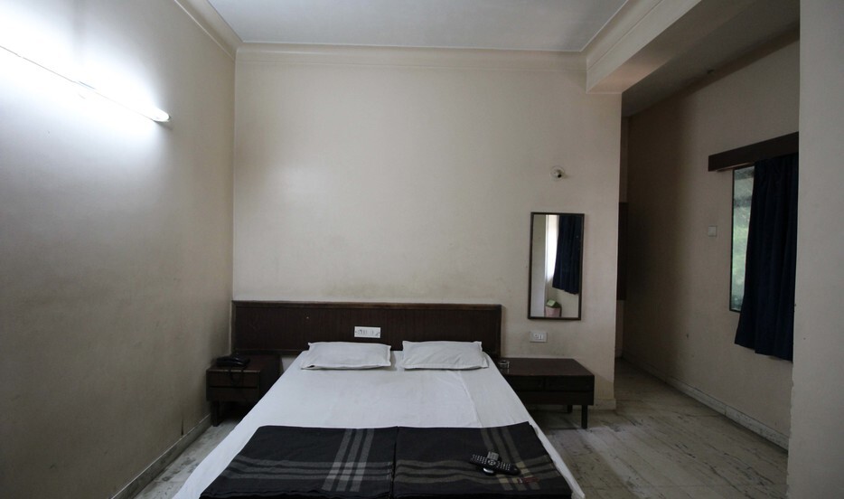 Пуна: Hotel Kamlesh