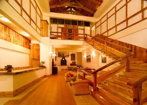 Шиллонг: Ri Kynjai Serenity by the Lake Resort