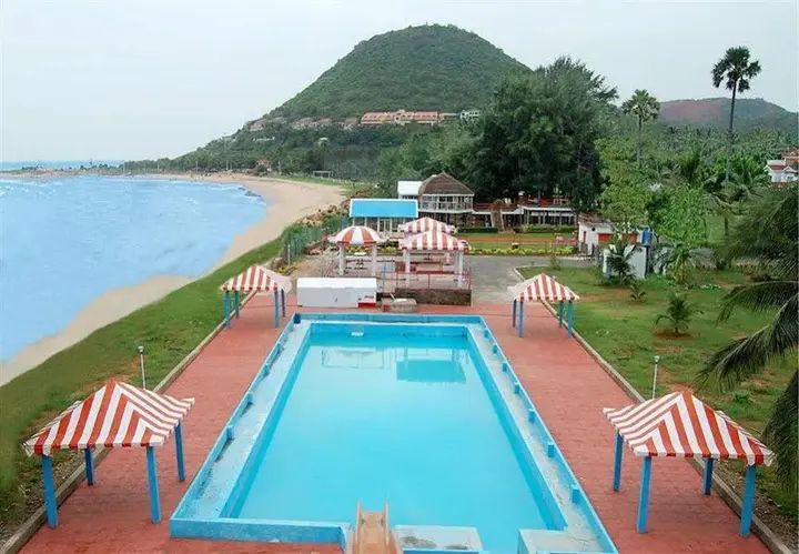 Висакхапатнам: Sai Priya Beach Resort