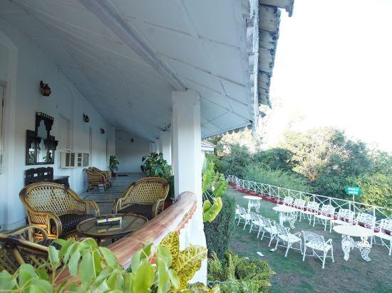 Пачмарай: MPT Rock End Manor, Pachmarhi