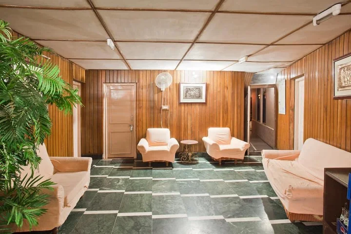Чамба: Hotel Shangri-La