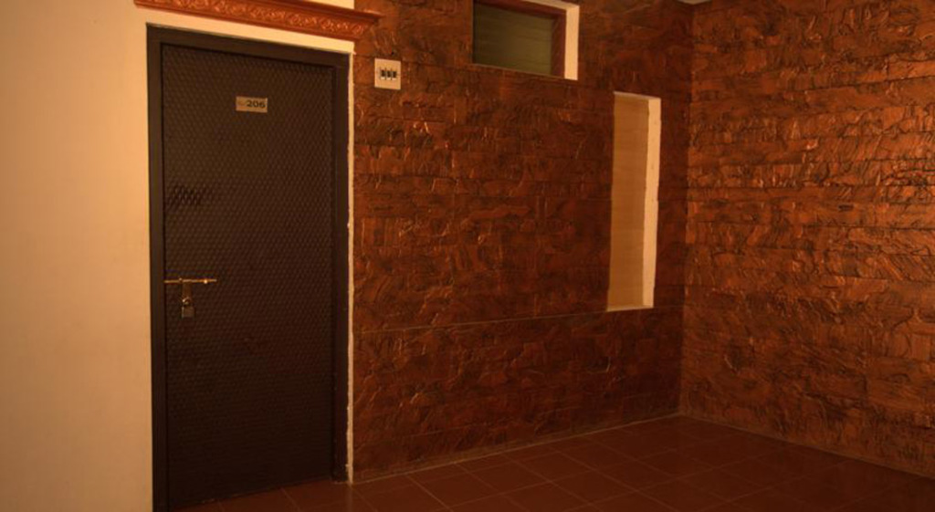 Мадикери: Highton Hotel