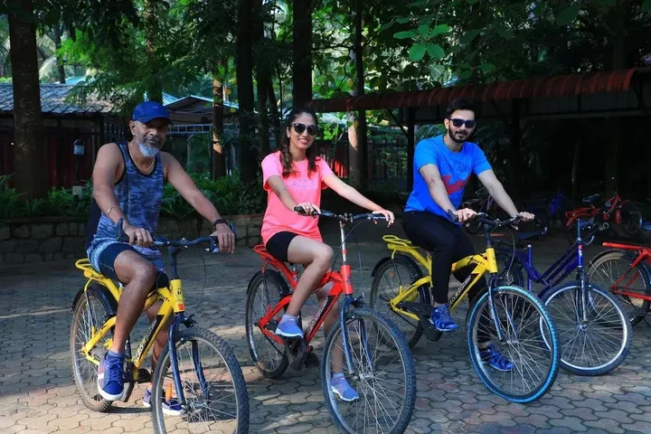 Кушалнагар: Parumpara Holiday Resort