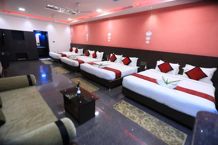 Кушалнагар: Parumpara Holiday Resort