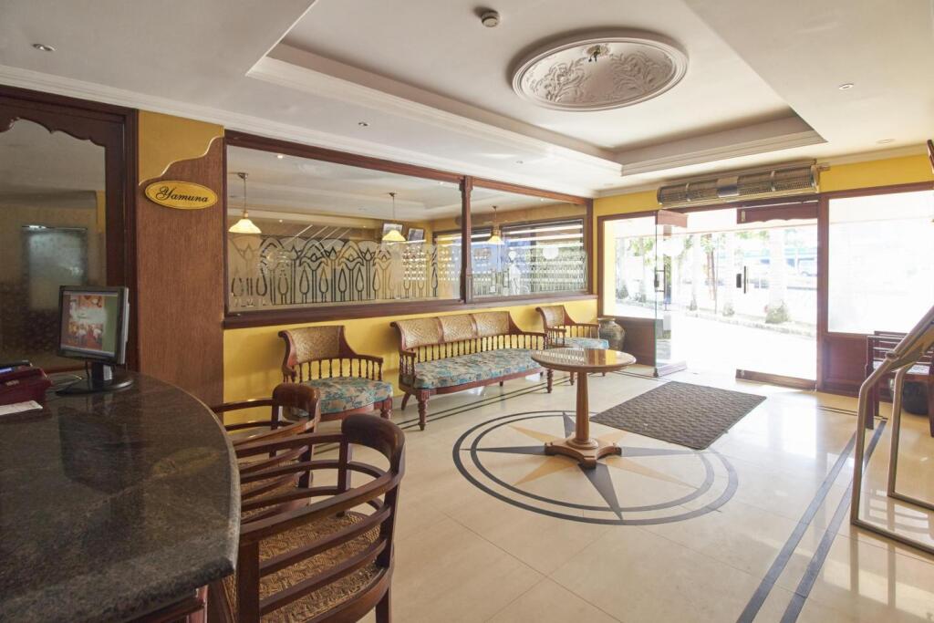 Cherthala: Hotel Karthiyayini