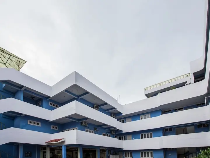 Удджайн: OYO 15401 Hotel Surana palace