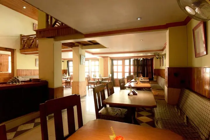 Куллу: Himalayan Hamlet