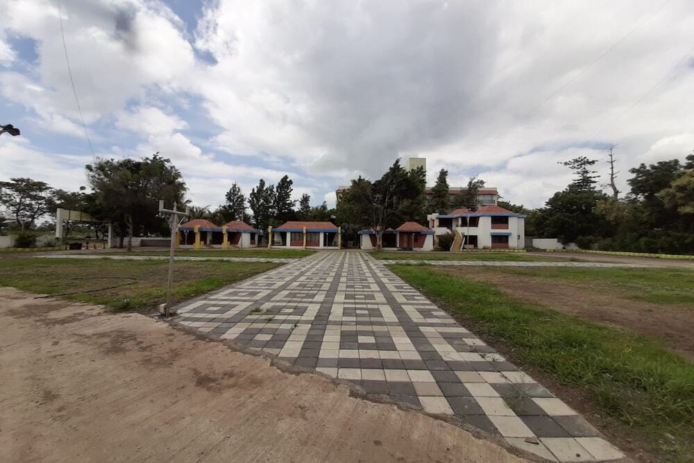 Ширди: Sanskruti Heritage Resort