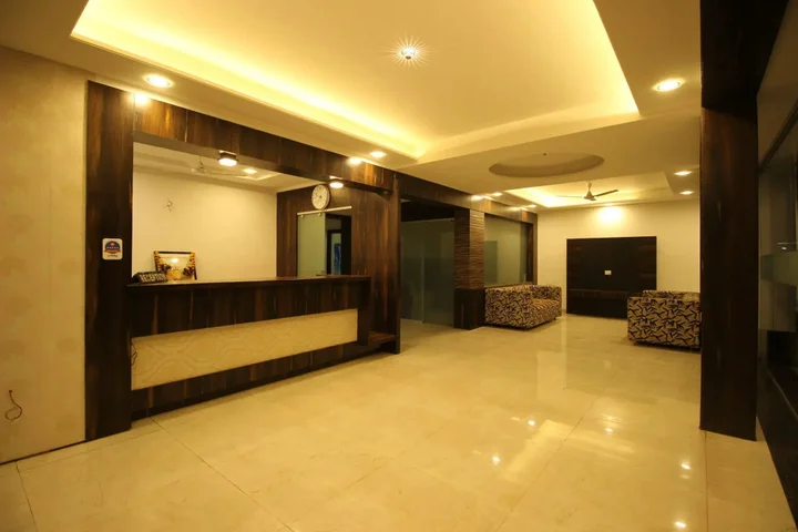 Ширди: Hotel Yog Palace