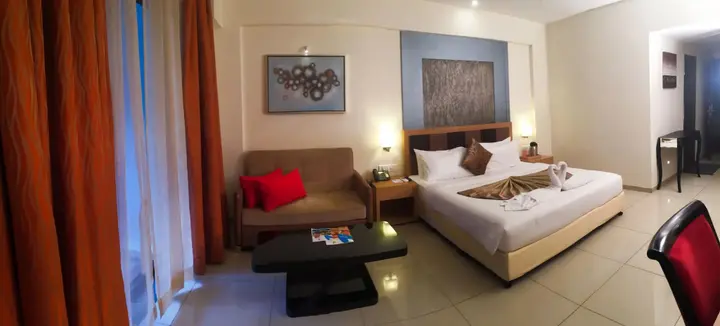 Нашик: Club Mahindra Hatgad