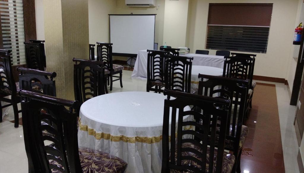 Колката: Hotel Diamond Plaza
