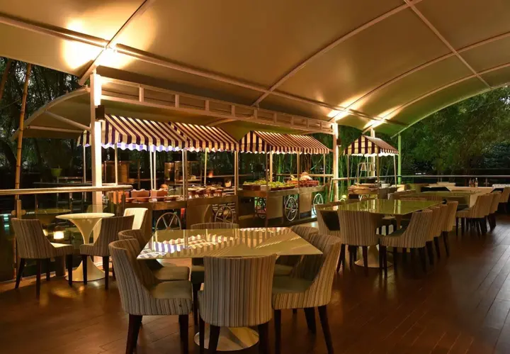 Пуна: Marriott Suites Pune