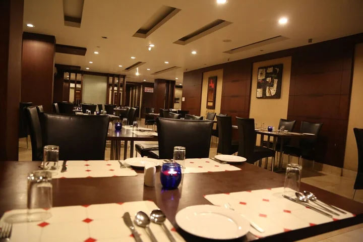 Джорхат: Hotel MD's Continental
