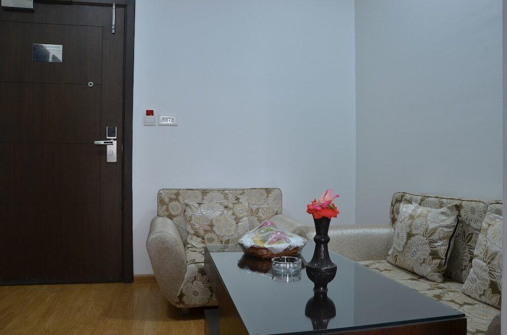 Катра: Best Western Bhawani'z Paradise