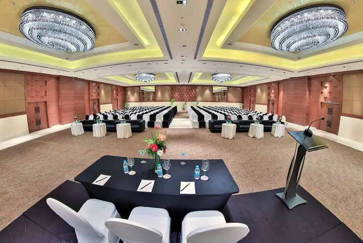 Чандигарх: The Lalit Chandigarh