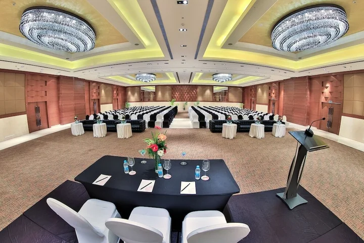 Чандигарх: The Lalit Chandigarh