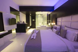 Мумбаи: Eskay Resorts
