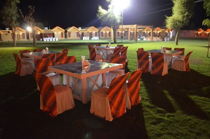 Биканер: Hotel Vijayvargiya Dhani