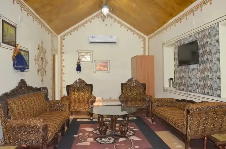 Биканер: Hotel Vijayvargiya Dhani