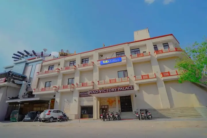 Джайпур: Polo Victory Palace