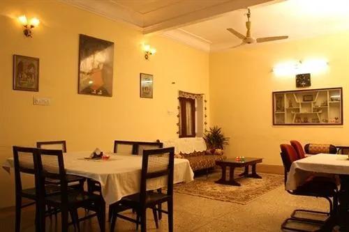 Prem Abhilasha Guest House Home Stay — фото 5