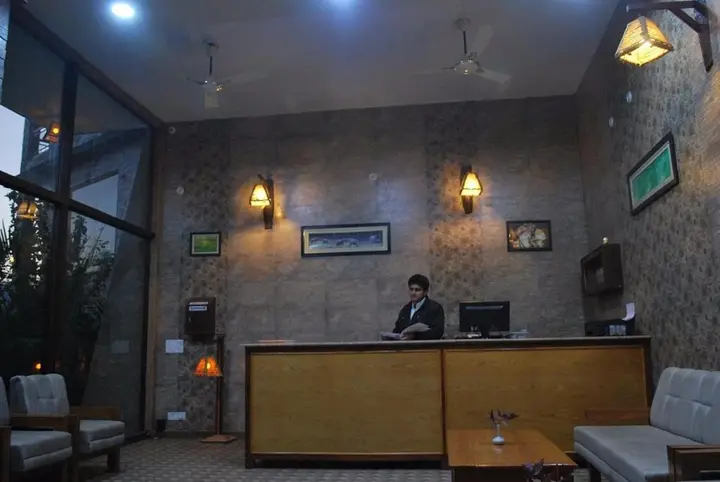 Крепость Ramnagar: Corbett Heaven Resort