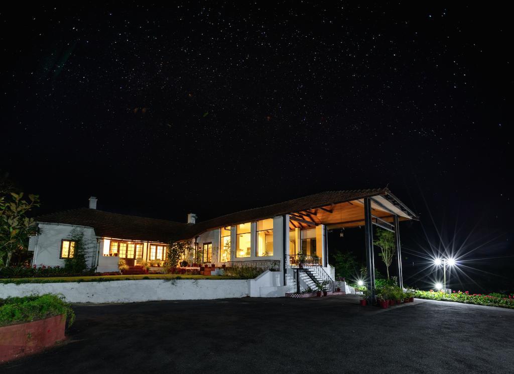 Полибетта: Ama Plantation Trails , Coorg