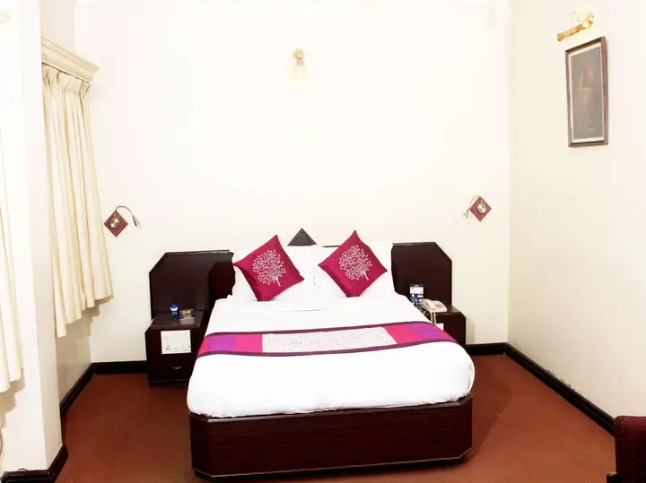 Майсур: OYO 1839 Hotel Royal Inn