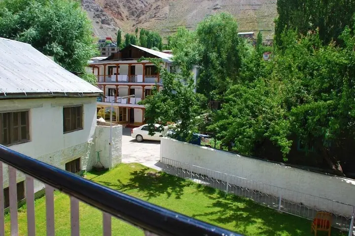 Каргил: Hotel Greenland