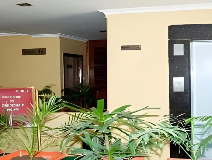 Ревалсар: The Regent Palms Hotel