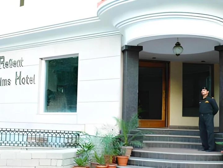 Ревалсар: The Regent Palms Hotel