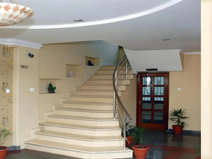 Ревалсар: The Regent Palms Hotel