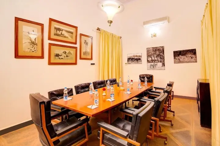 Хоспет: WelcomHeritage Shivavilas Palace