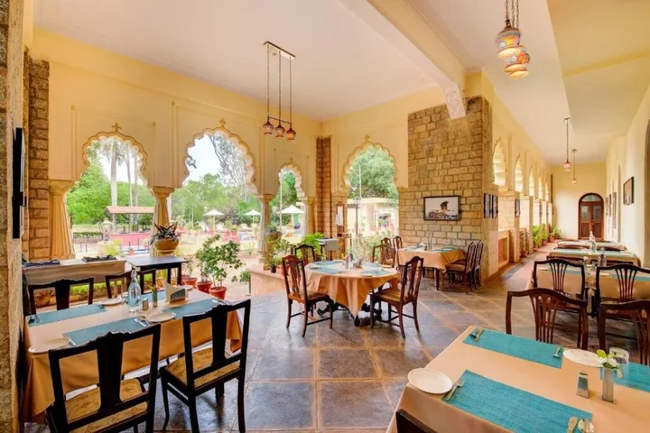 Хоспет: WelcomHeritage Shivavilas Palace